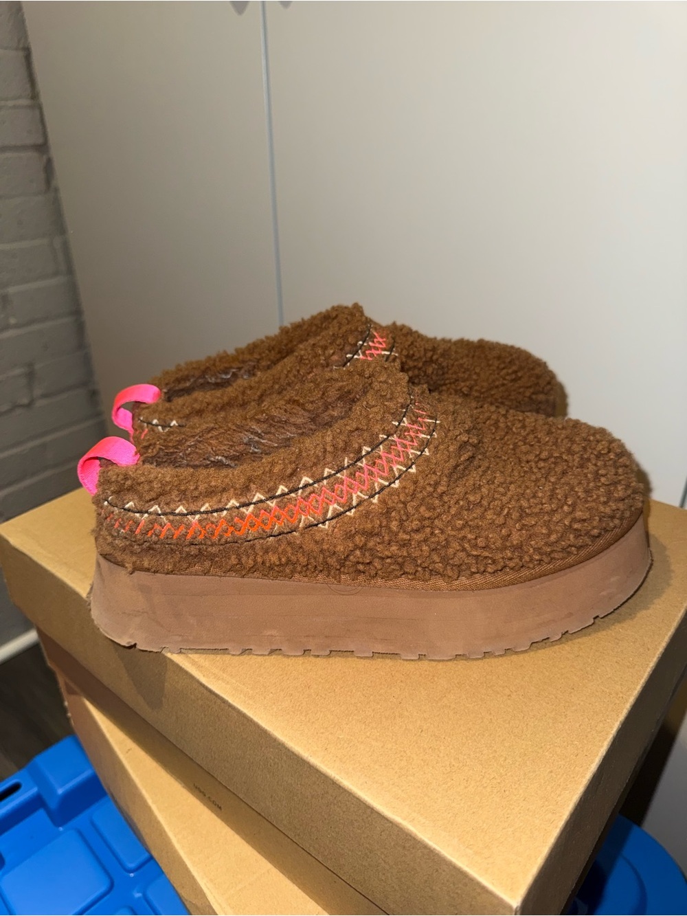 Tazman Uggs - Platform
